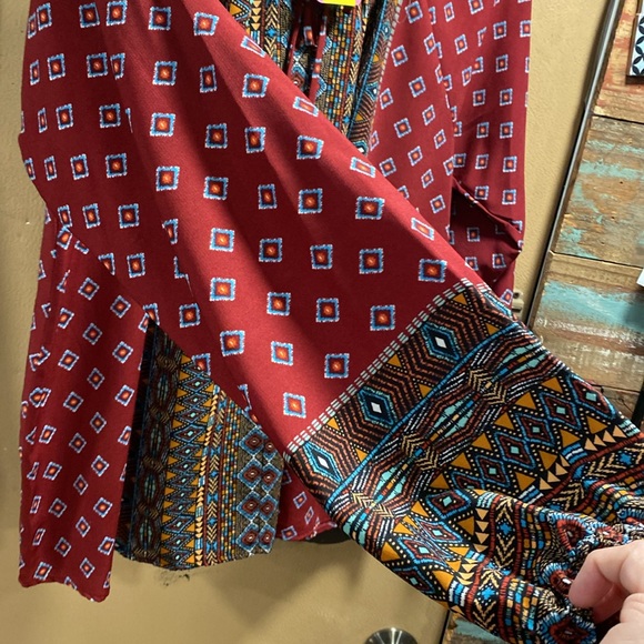 Maroon colored blouse, Aztec, print and diamonds with long sleeve - Picture 2 of 3